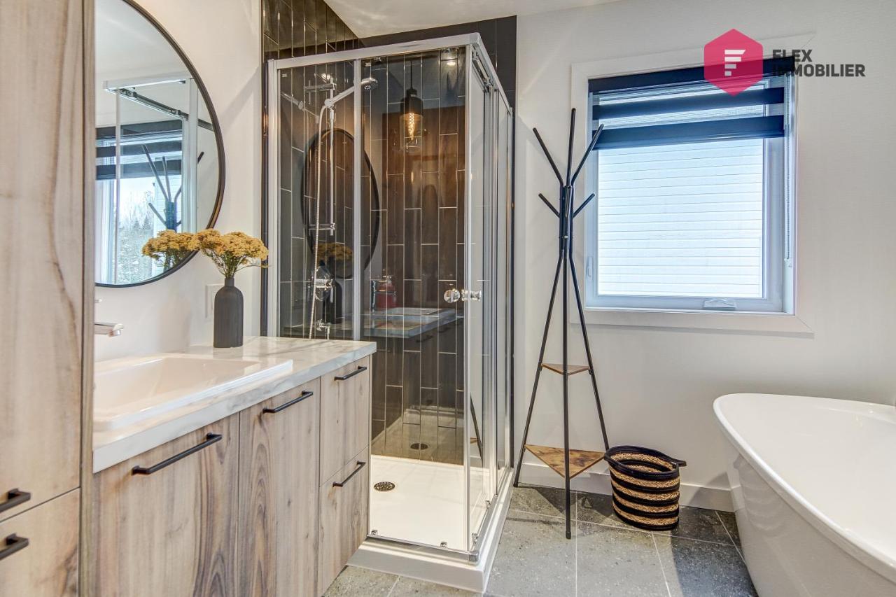 Le Blanc Bouleau De Portneuf / Private Hot Tub Villa Pont-Rouge Екстериор снимка